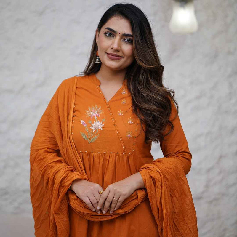 Elevate Your Ethnic Style: Must-Have Accessories That Transform Your Look!