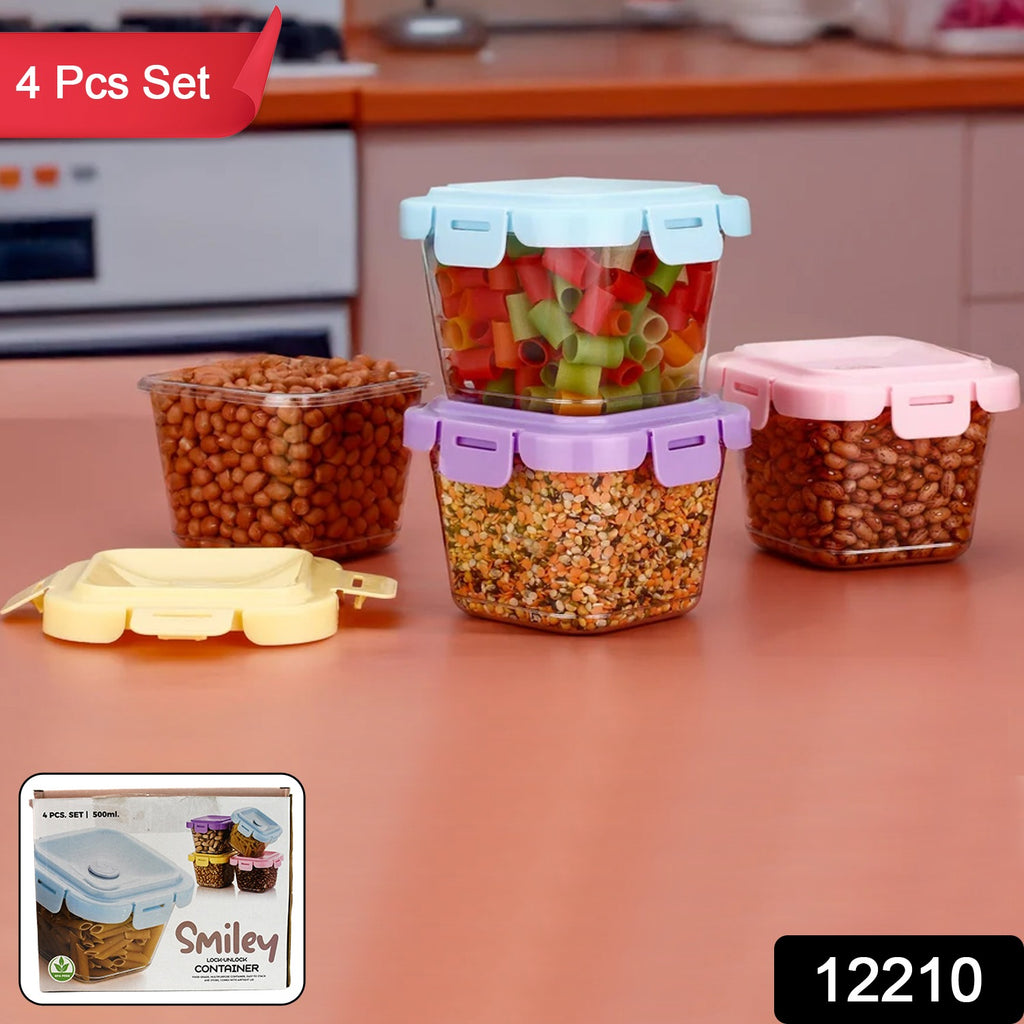 Clear 4-piece set of 500ml plastic food storage containers with lids