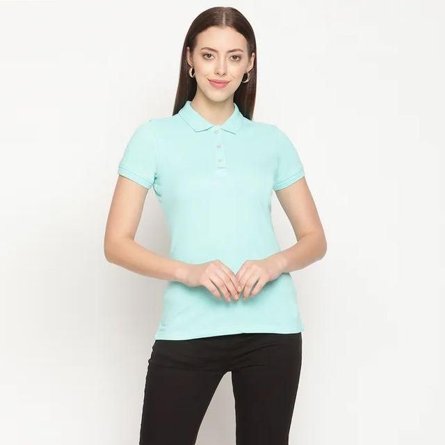 Close-up of the classic ribbed polo collar and two-button placket