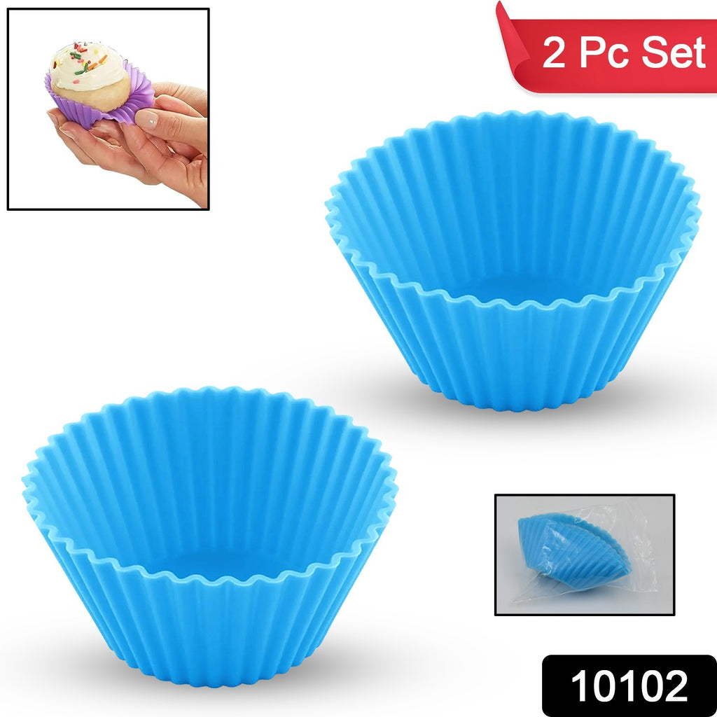 Assorted silicone molds for cupcakes, muffins, and jelly desserts.