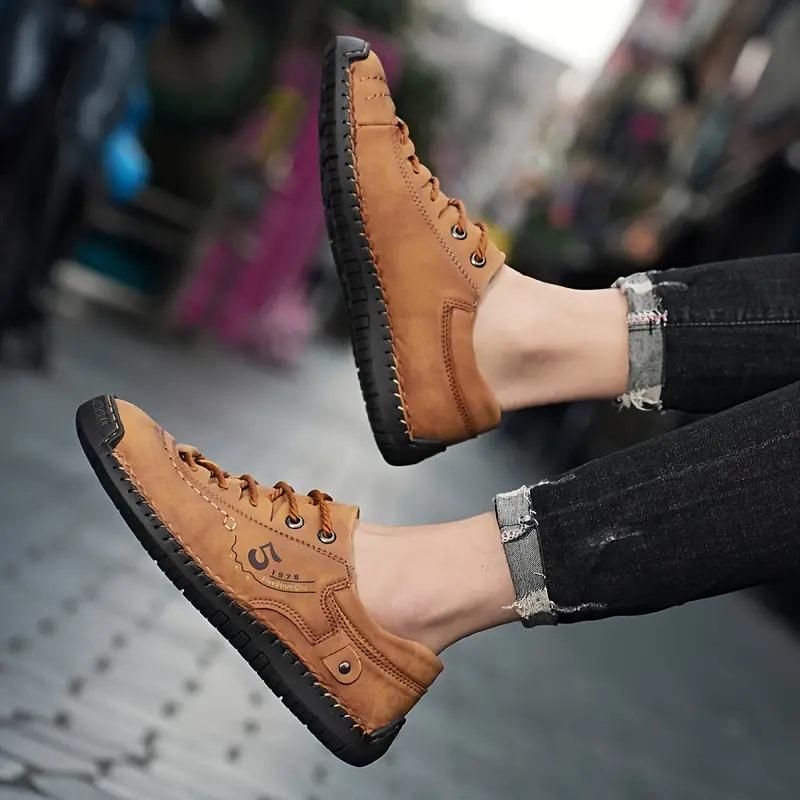 Men's casual lightweight tan leather shoes