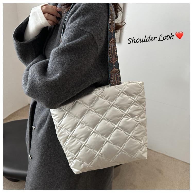 Classy Broad Belt Puff Handbag for Women - New Arrival White
