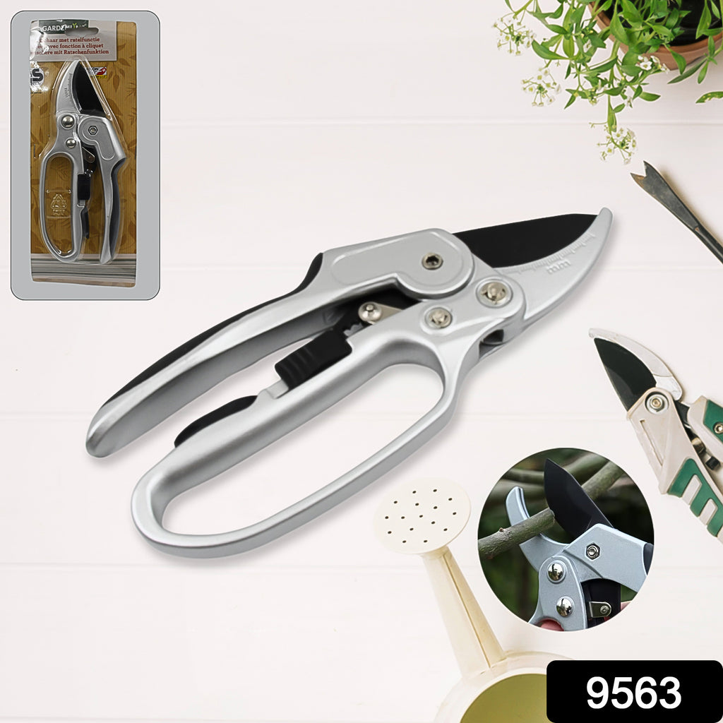20 cm (8 inch) steel garden pruning shear with red handle