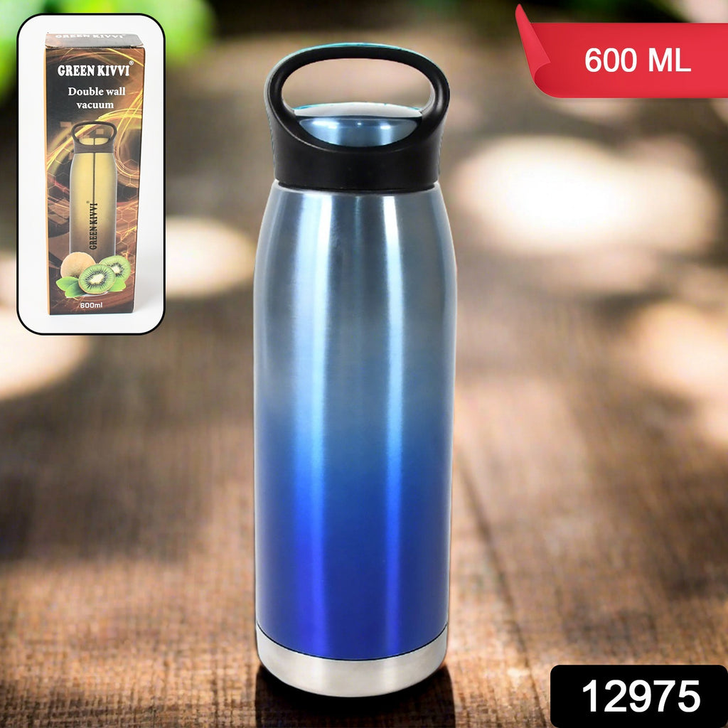 Leak-proof stainless steel double wall vacuum insulated bottle for hot/cold drinks.