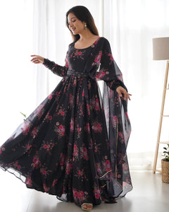 Black Floral Anarkali Gown with Belt | TRENDBUY