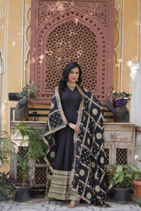 Black Star Georgette with Embroidery Zari Gown | TRENDBUY