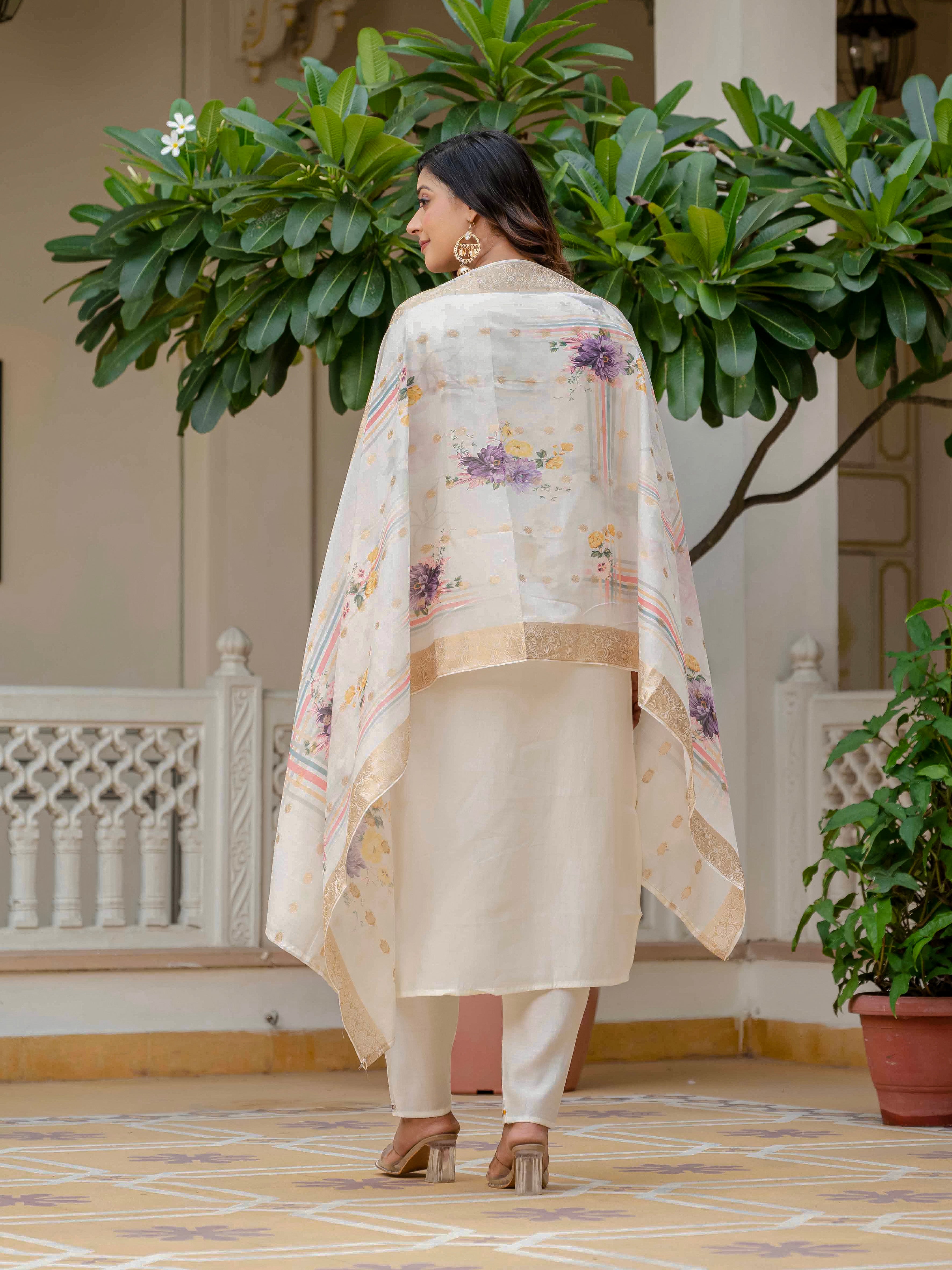 Model from behind showcasing TRENDBUY WF-DIVA Off White Kurta Set with printed Muslin Silk dupatta