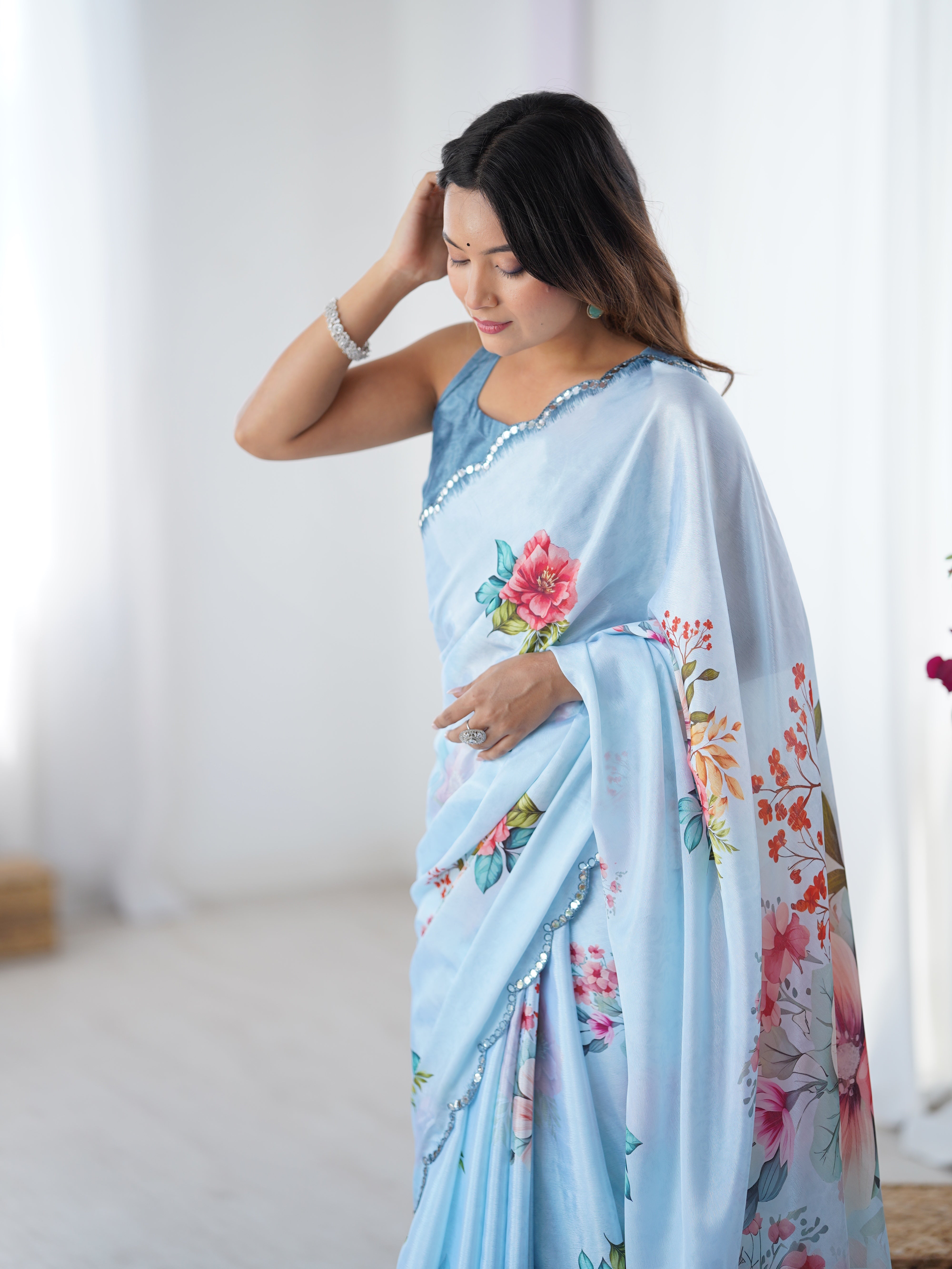 Elegant heavy Chinnon floral print saree with Kutchi mirror lace border