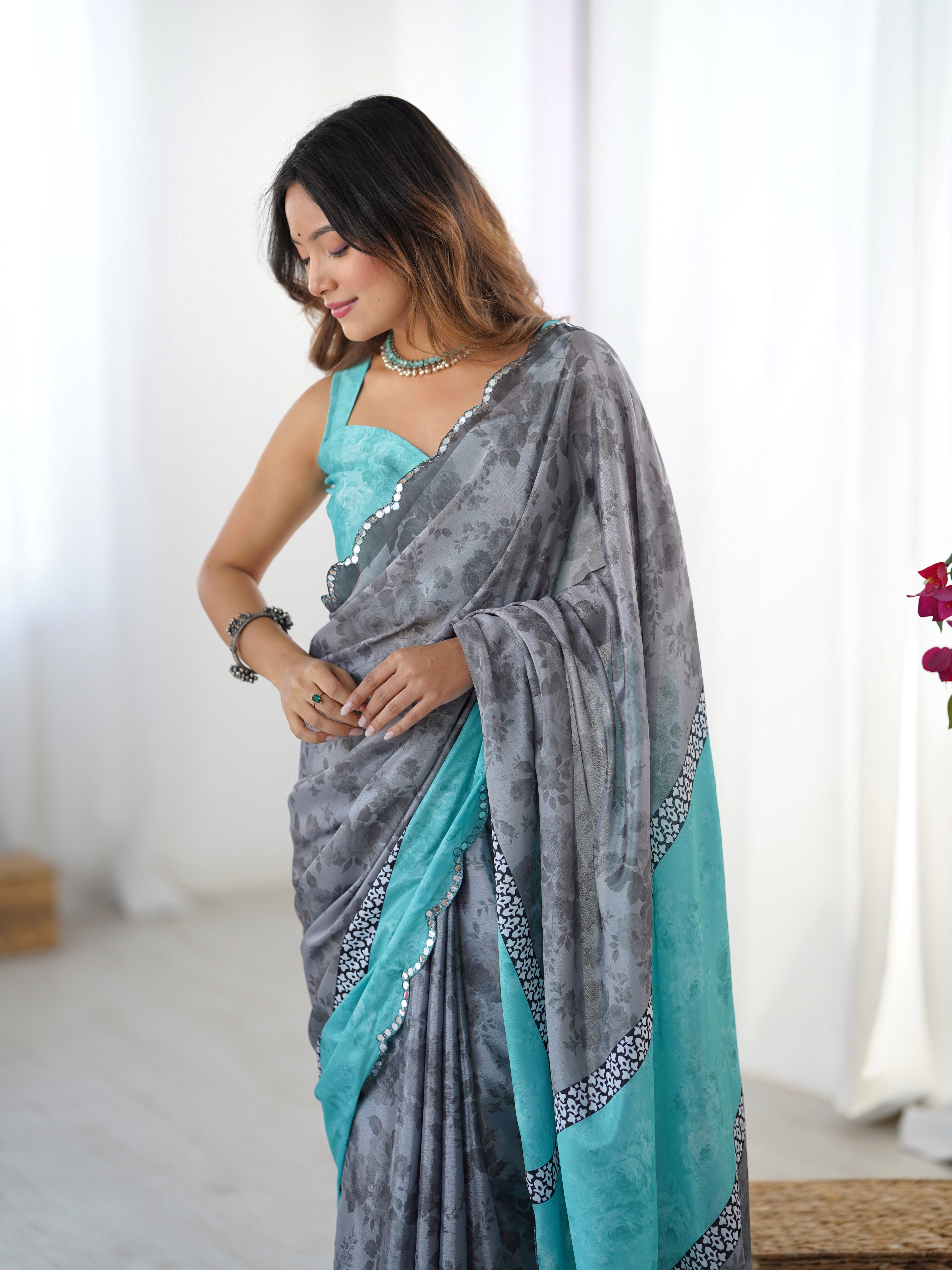 TRENDBUY DVS-58 Heavy Chinnon Floral Print Saree, Kutchi Work Mirror Lace Border