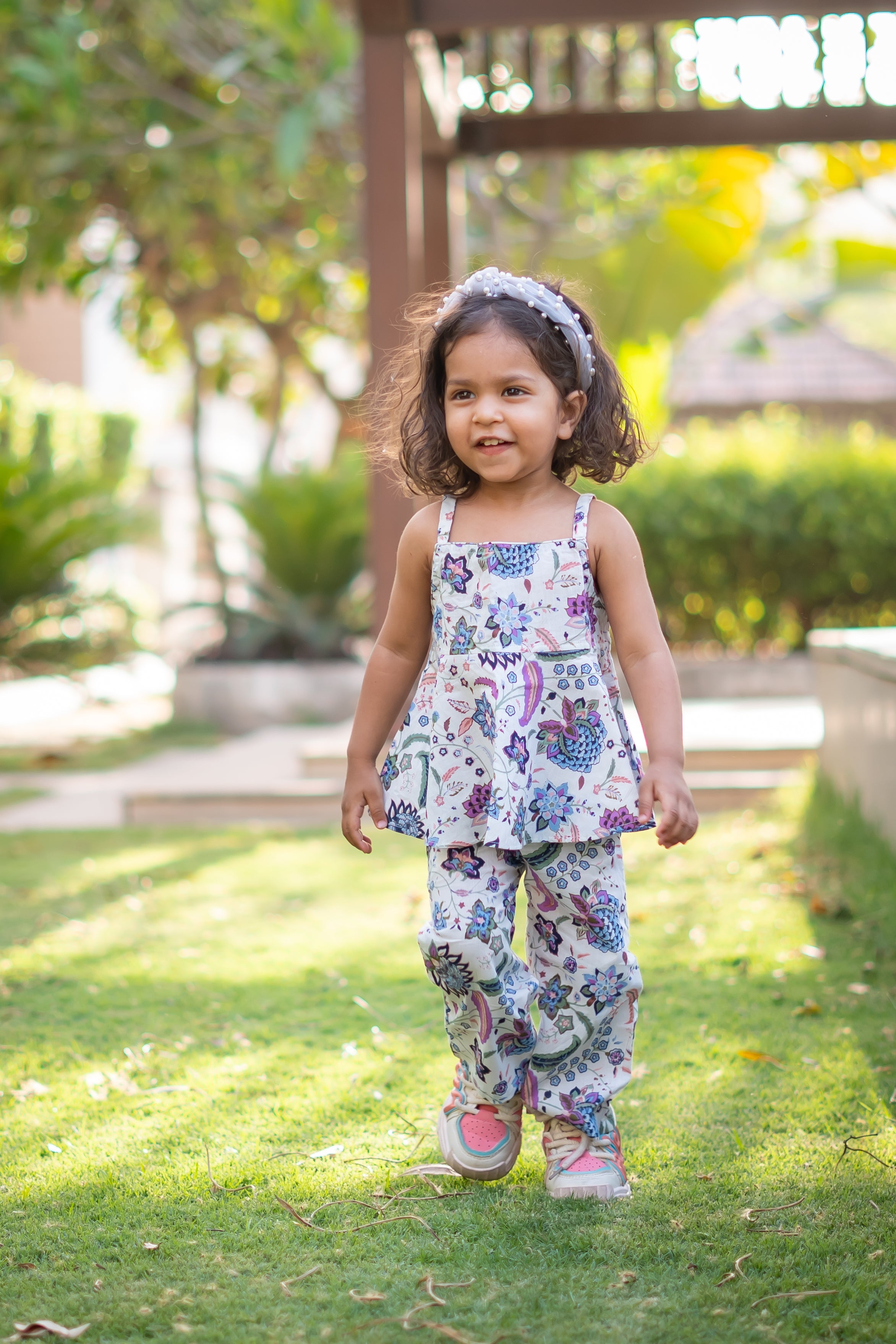 Girls 100% Cotton Printed Clothing Set - Indian Fusion Wear White