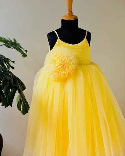 Yellow Heavy Net Princess Gown | Flower & Bow Details | TREND BUY