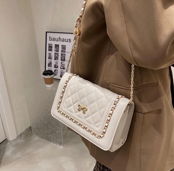 High-Quality Shoulder Handbag