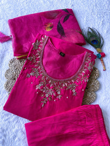 Karvachoth Special Rani Pink Kurti Pant Dupatta Set | TRENDBUY