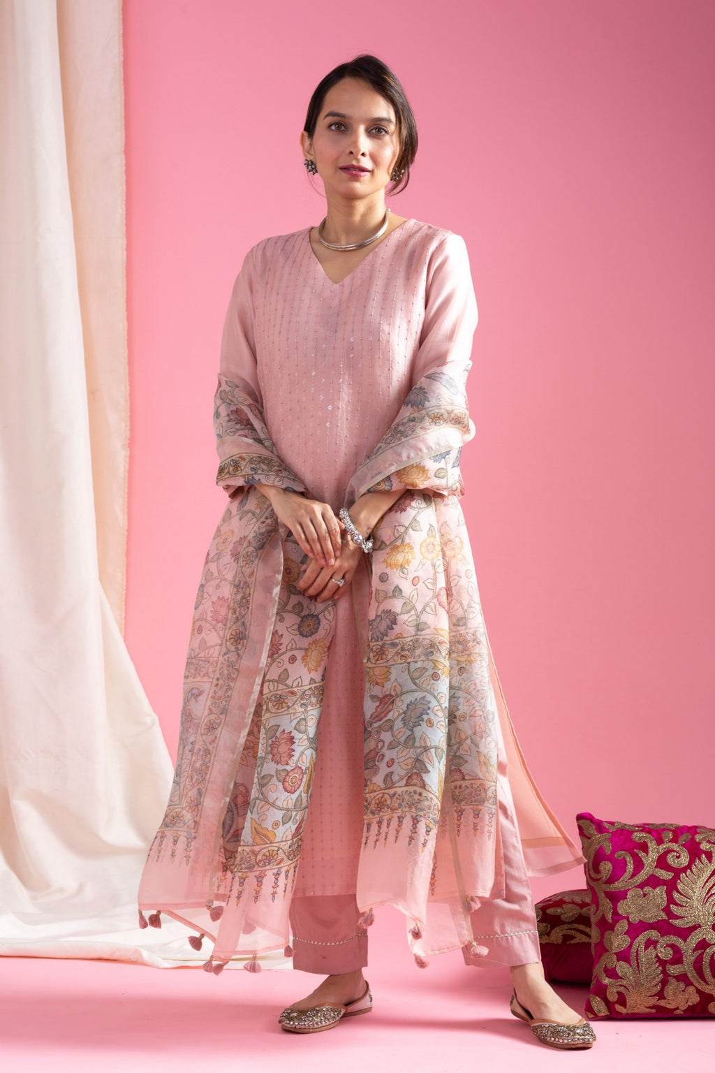 TRENDBUY Elegant Viscose Chanderi Embroidered Kurti with Pant & Floral Organza Dupatta Set