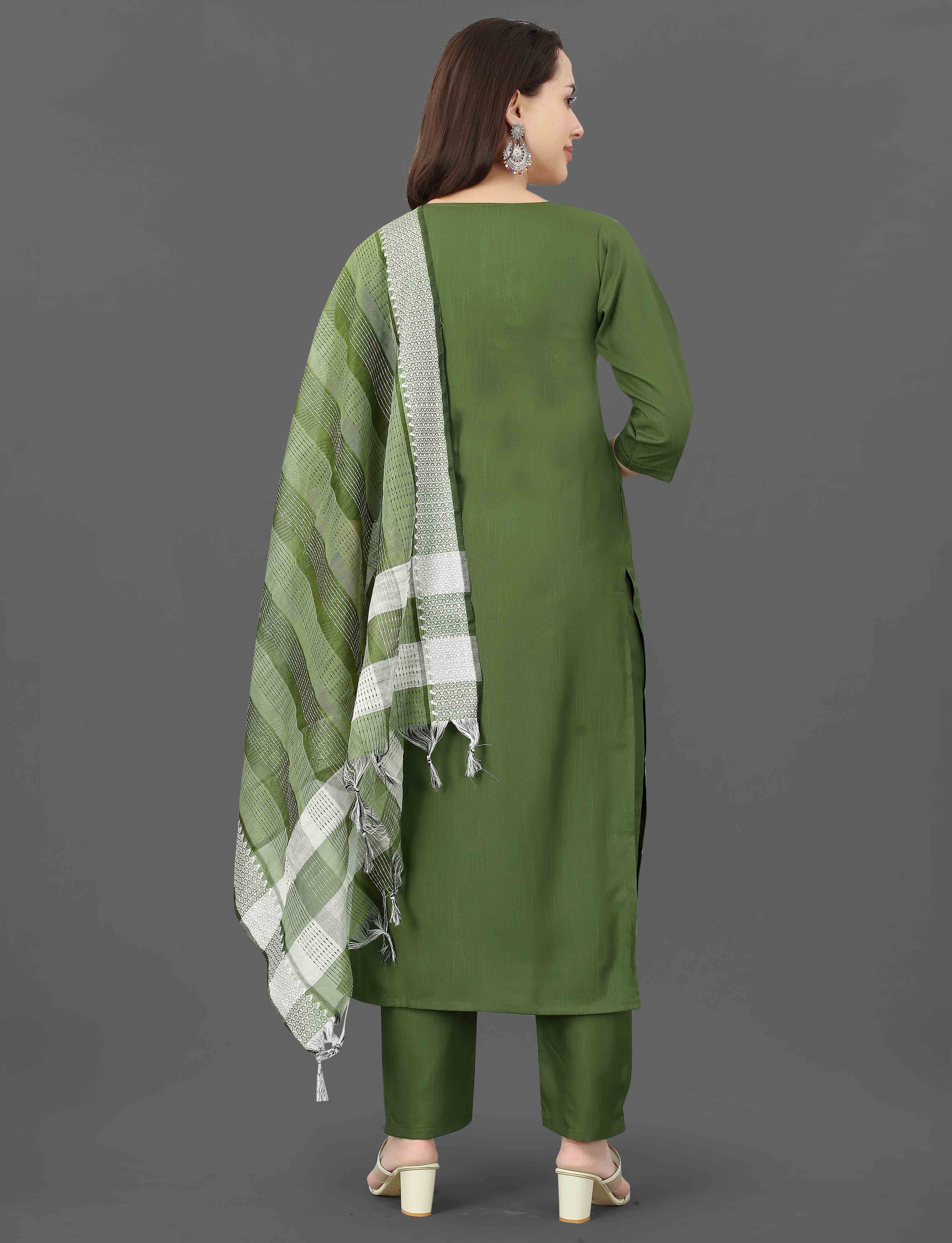Rear view of the elegant green TRENDBUY Mohini kurti set, showcasing the simple back and draping dupatta.