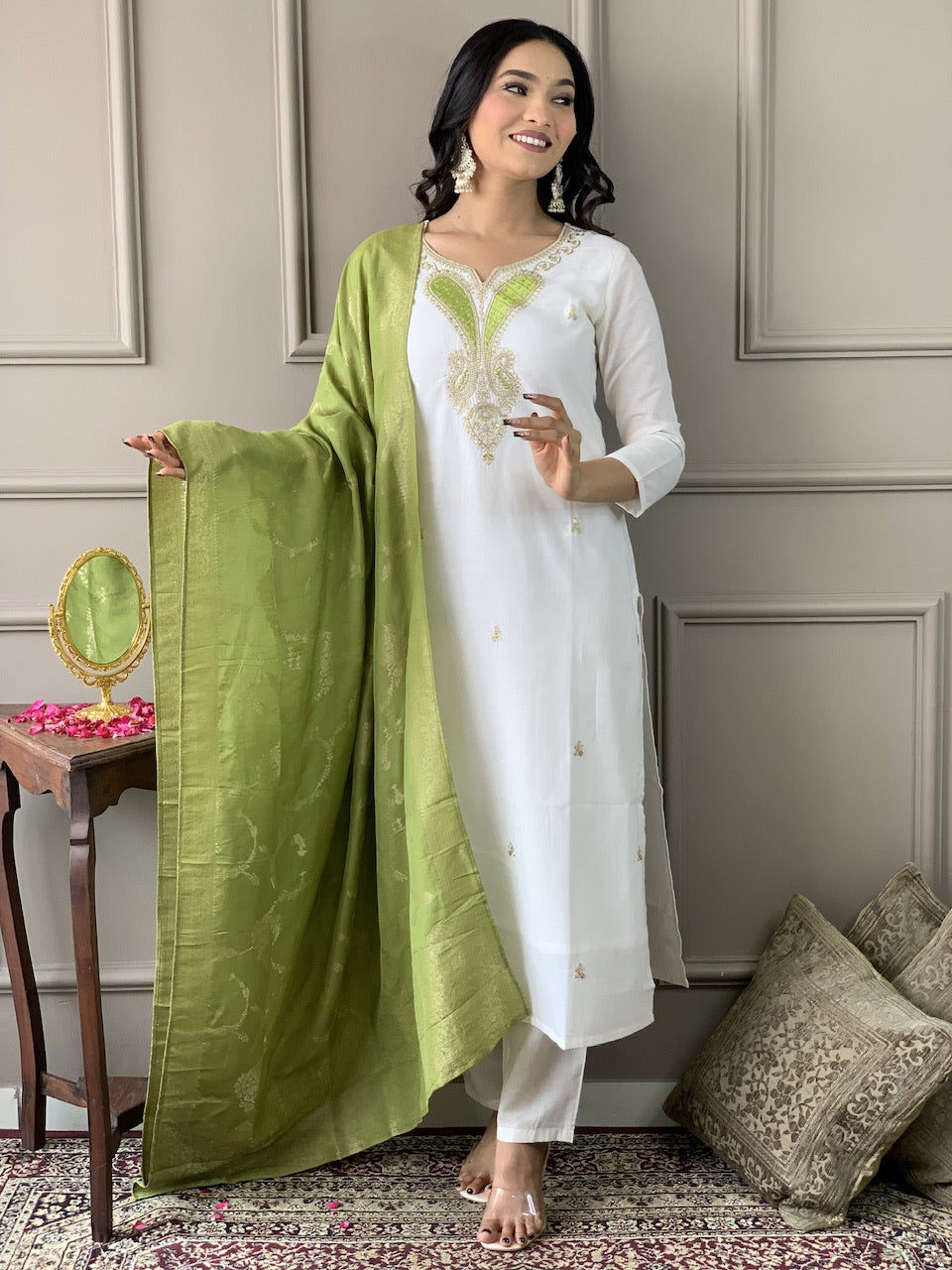 Model in TRENDBUY Off-White Kurta Set with draped green jacquard dupatta, presenting the full ensemble.