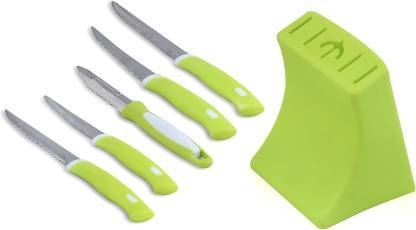 Close-up of the ergonomic soft-grip handle on a chef knife