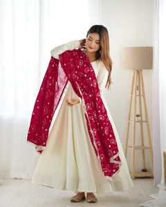 Off White Anarkali Gown With Pant & Dupatta Set | TRENDBUY