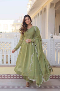 Pista Color Trending Kurti | TRENDBUY