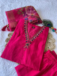 Rani Pink Handwork Vneck Kurta Pant Dupatta | TRENDBUY