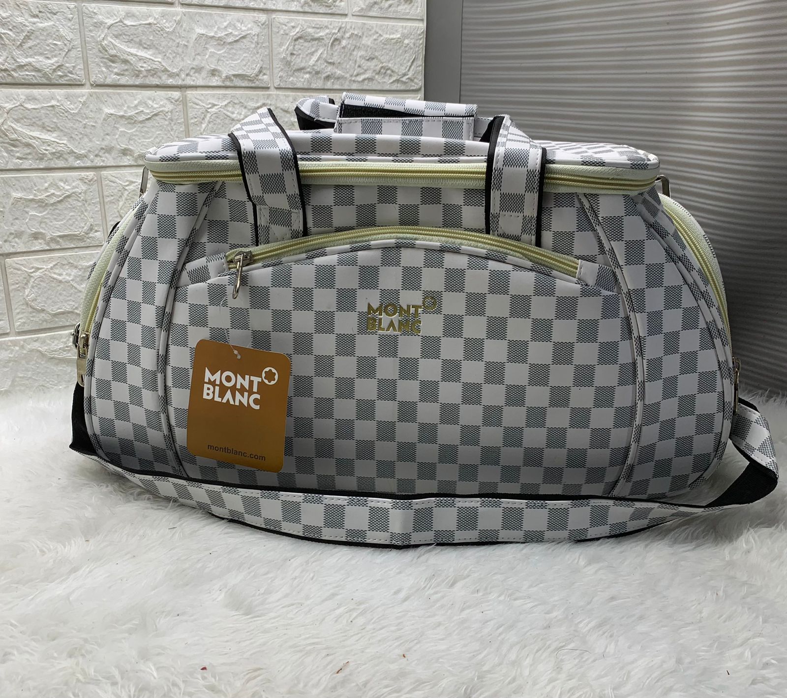Checkered Pattern Trendy Duffle Travel Bag for Unisex - Printed, Zipper Closure, Adjustable Strap (20x10x10.5 Inches) Silver