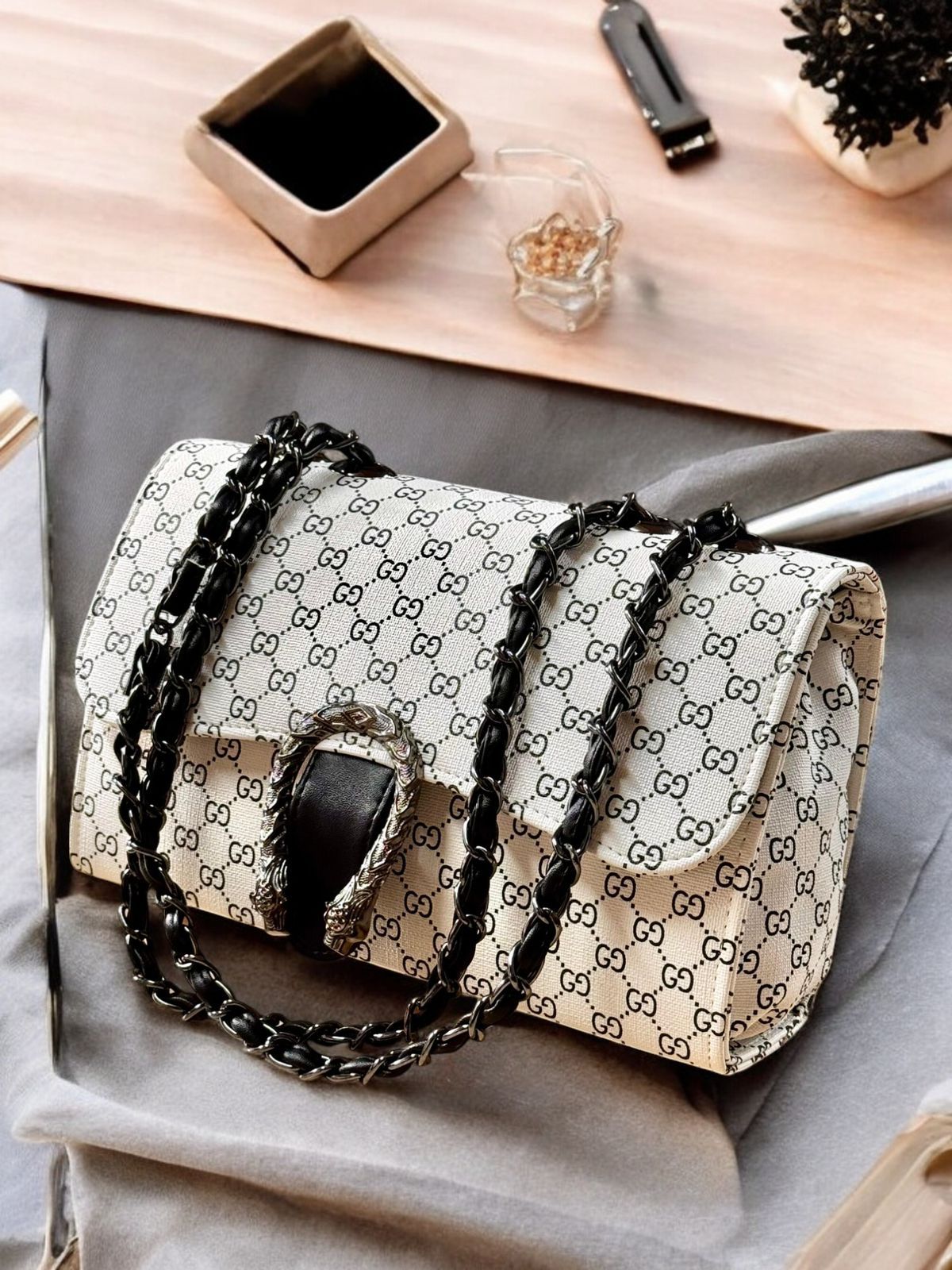 New Gucci Sling Bag - Crossbody and Shoulder Bag Beige