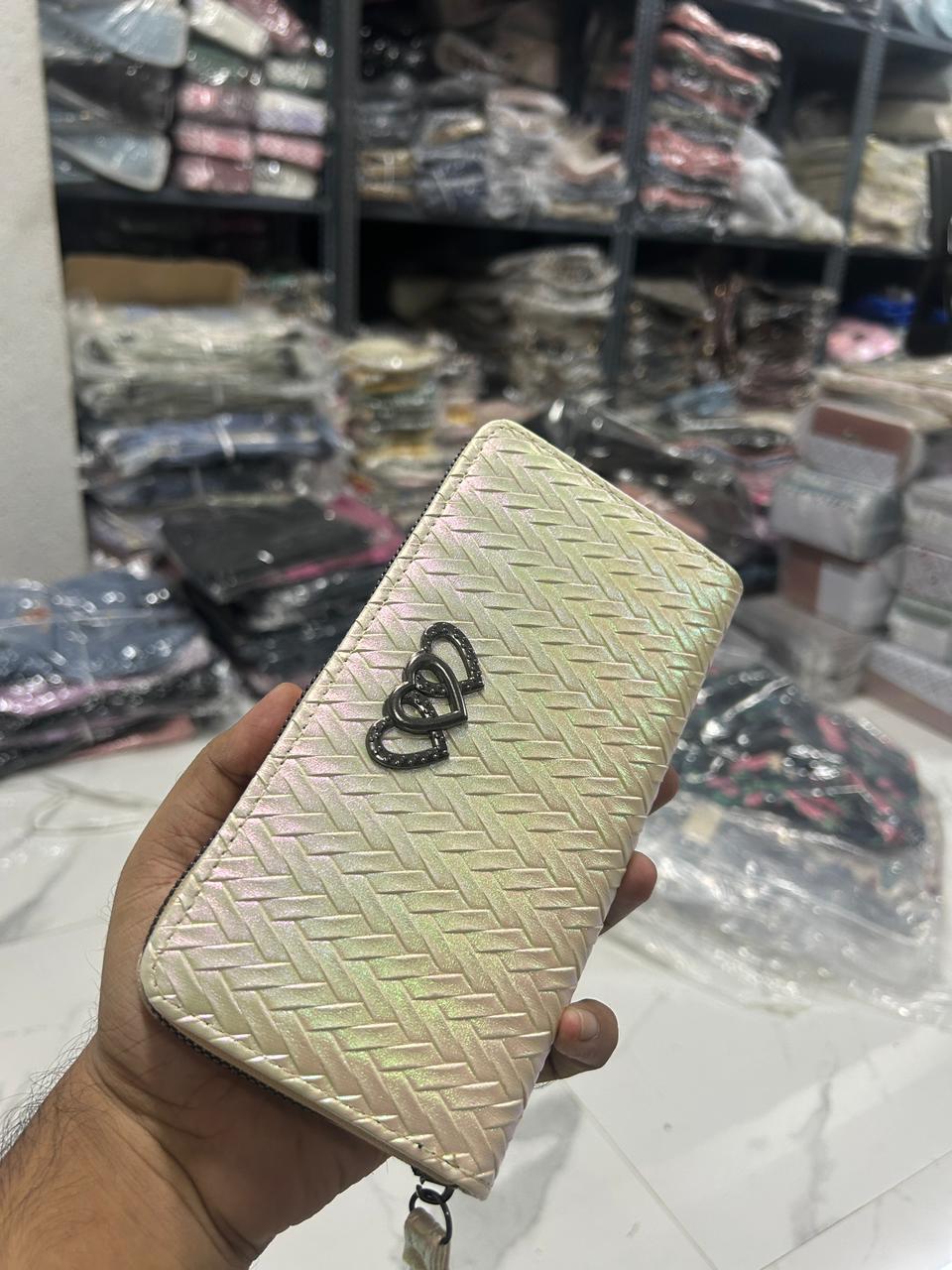 TRENDBUY Dhup Chhao wallet in elegant Iridescent Cream, showcasing its sophisticated multi-color changing effect.