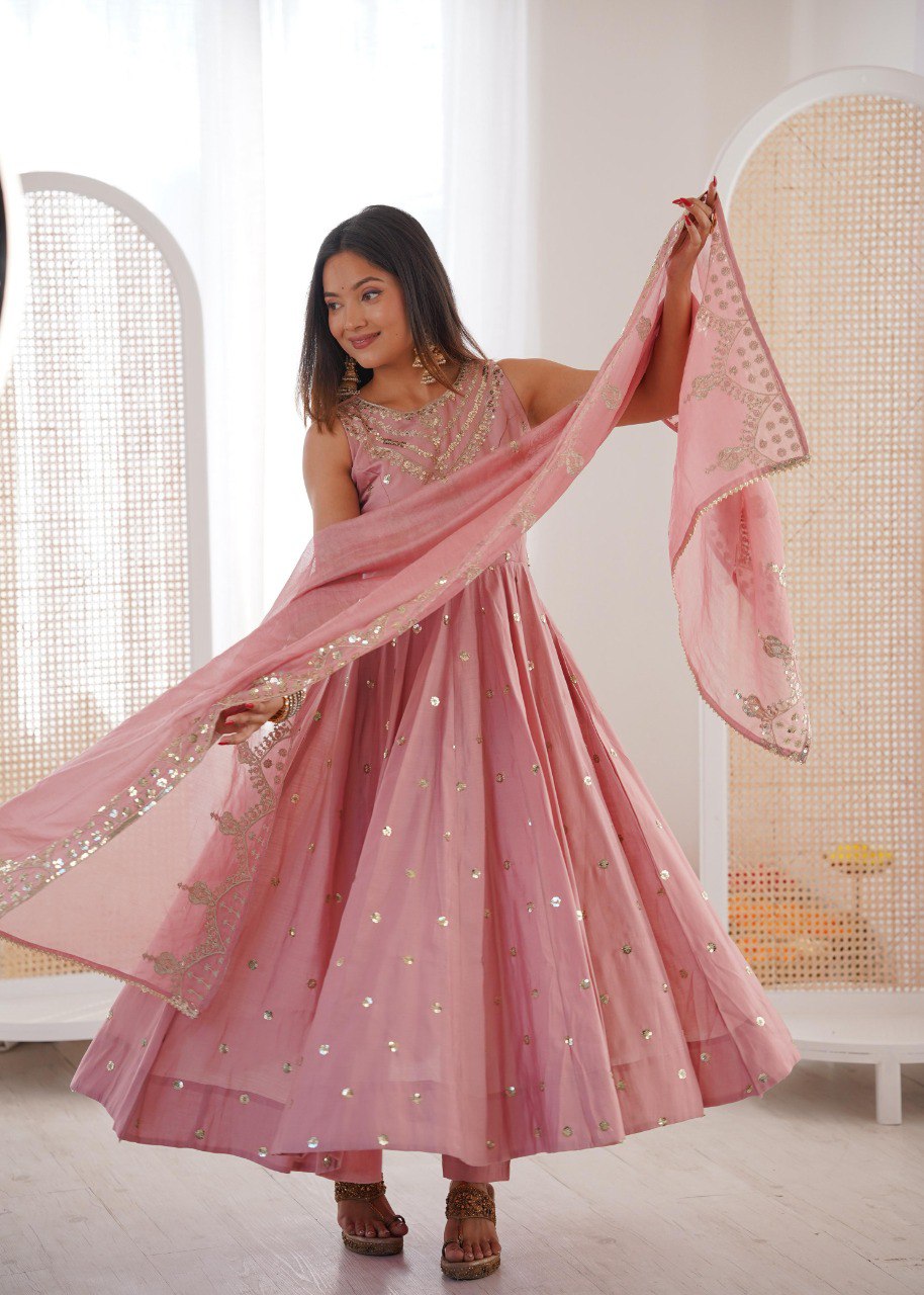 party wear anarkali dress See it in action Wearing this ensemble is I.AM.GIA Marlette 2.0 chiffon Occasions: Date Night Size:50 Short