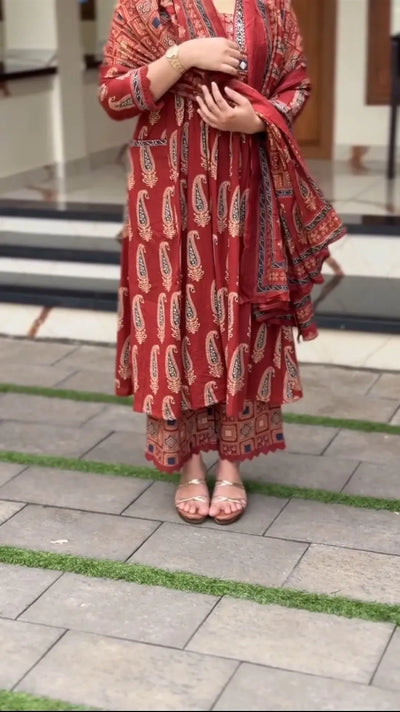 Authentic Jaipuri Cotton Kurti Set - Elegant Mirror Work