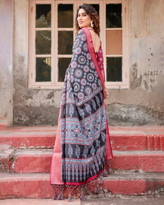 Premium Black & Pink Banarasi Silk Digital Print Saree for Wedding & Festive Wear