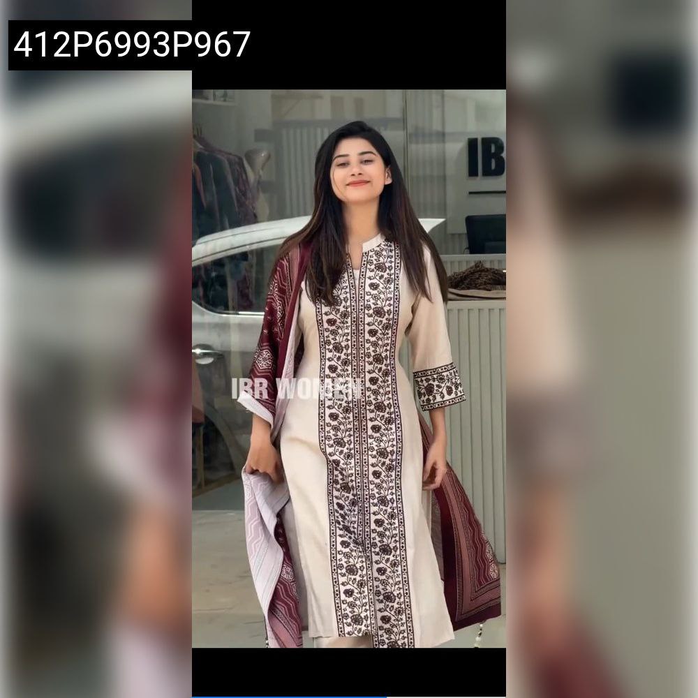 Women's Cream Chanderi Silk Kurta Pant Set with Maroon Dupatta, full body model shot