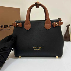 Chic Structured Handbag for Women | Everyday Elegance & Premium Quality | Shop Online