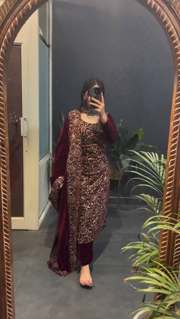 Woman in maroon Viscos Velvet Chinestich Kurti Set, full body mirror selfie.