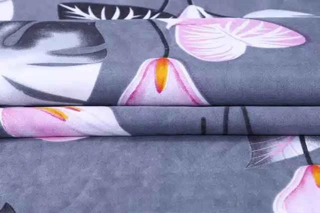 Vibrant multicolor abstract double bedsheet with 2 pillow covers, 85x90 inches, for your bed.