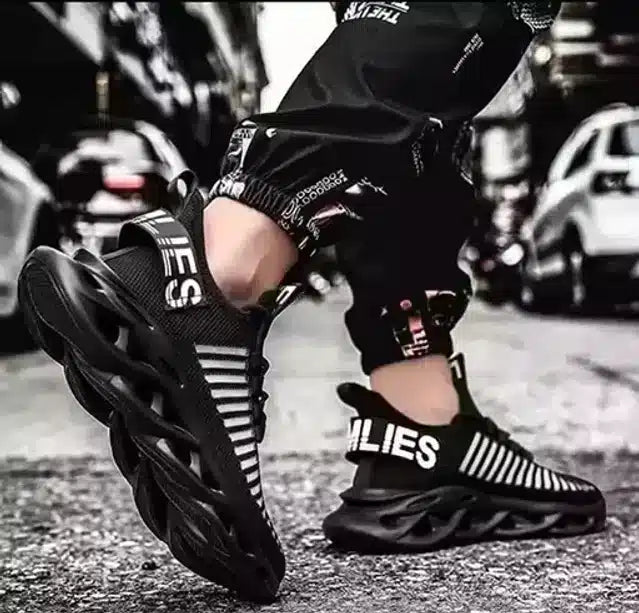 Stylish Sports Shoes For Men – Black, 10