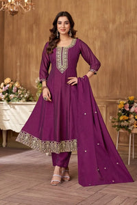 Elegant Anarkali Suit - Exquisite Embroidery for Festive Wear