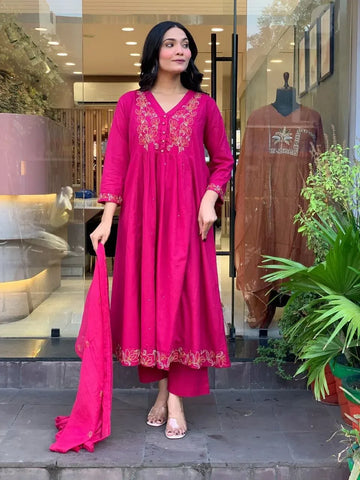Elegant Chanderi Silk Embroidered Suit Set with Dupatta - Festive Party Wear for Women
