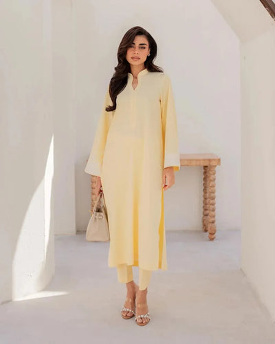 Elegant Chanderi Silk Kurta Set - Embroidered Dupatta for Festive Wear