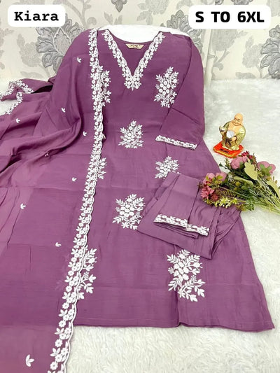 Elegant Chanderi Silk Kurta Set - Floral Embroidery Festive Wear