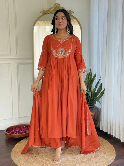 Elegant Chanderi Silk Kurta Set with Dupatta - Festive Wear for Women