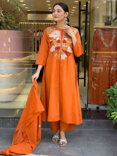 Elegant Chanderi Silk Suit - Gorgeous Embroidery Festive Wear Set for Women