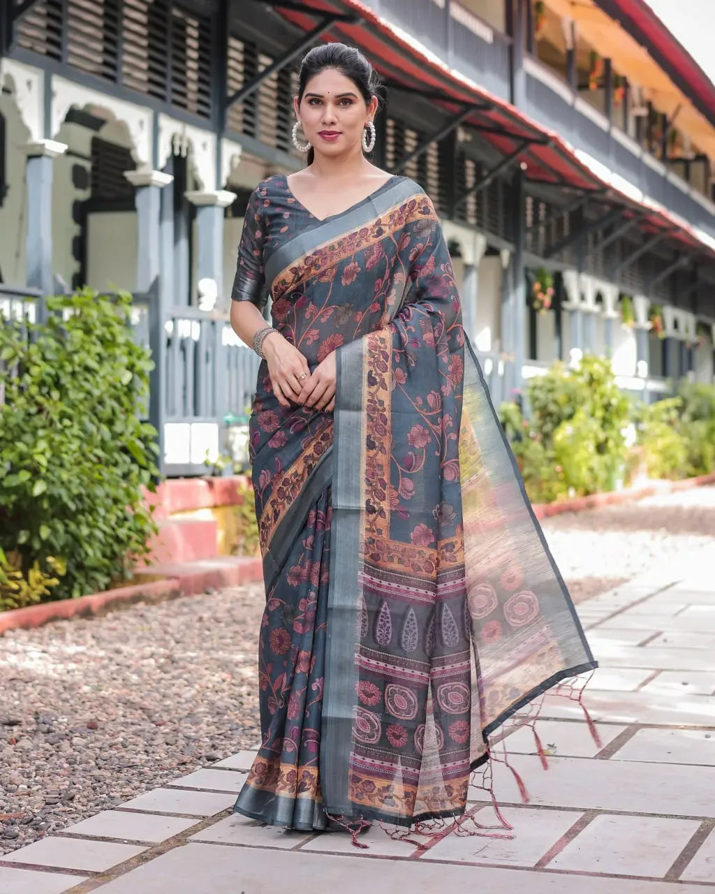 Saree