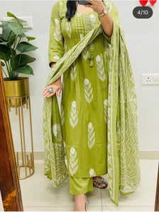 Premium Handcrafted Pastel Floral Cotton Anarkali Kurta Set with Tiered Malmal Dupatta