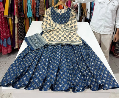 Elegant Cotton Gopi Dress Set with Heavy Flare Skirt for Festive Wear