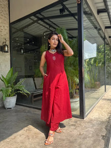 Elegant Cotton Slub Kurta Set - Embroidered Ethnic Wear for Women