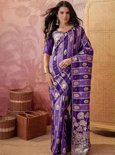 Elegant Dola Silk Saree - Festive Zari Weaving Collection