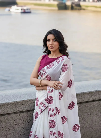 Elegant Fendy Chiffon Saree - Embroidered Border for Weddings