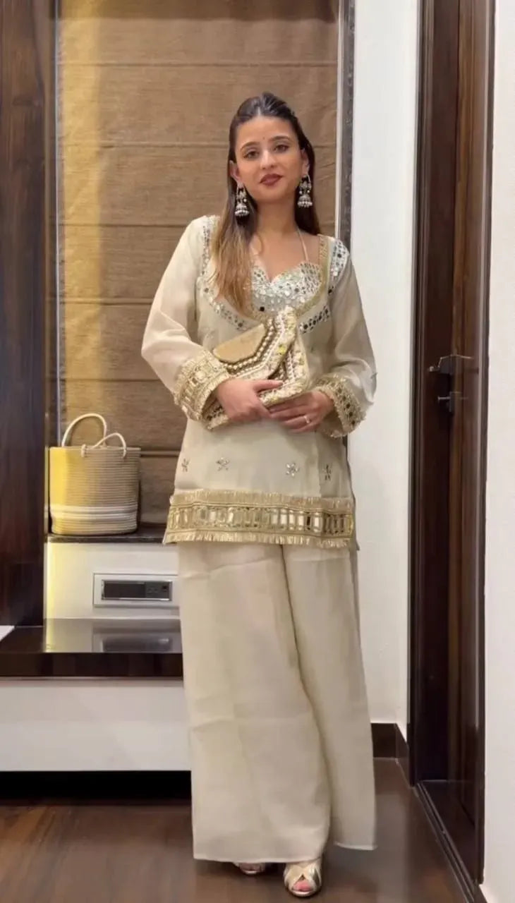 Women’s Ethnic Wear