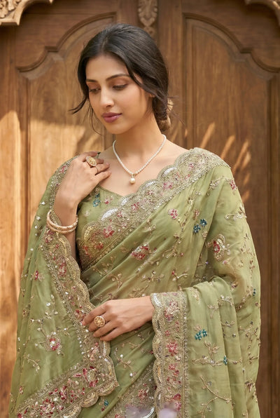 Elegant Georgette Saree with Embroidered Cutwork Border for Wedding
