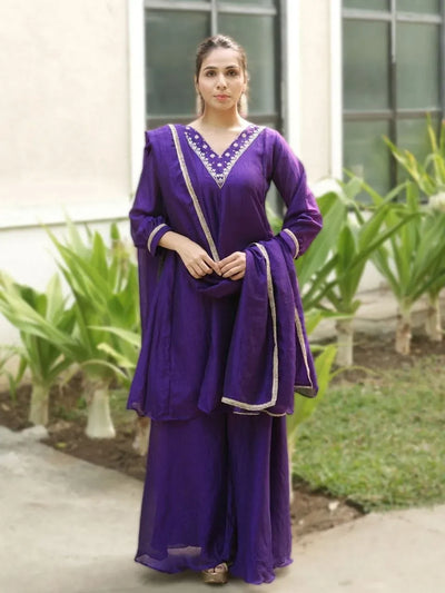 Elegant Kurta Plazo Set - Intricate Gold Embroidery & V-Neck for Wedding & Festive Wear